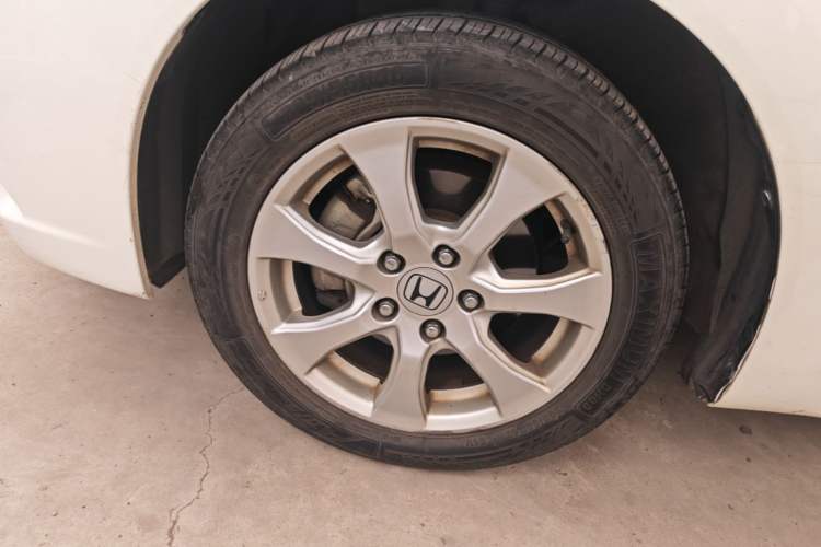 Used Honda Civic 2012 1.8L automatic comfort version Left Front Wheel Hub