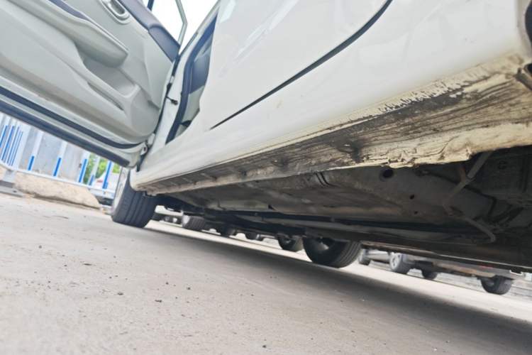 Used Honda Civic 2012 1.8L automatic comfort version Left Side Sill
