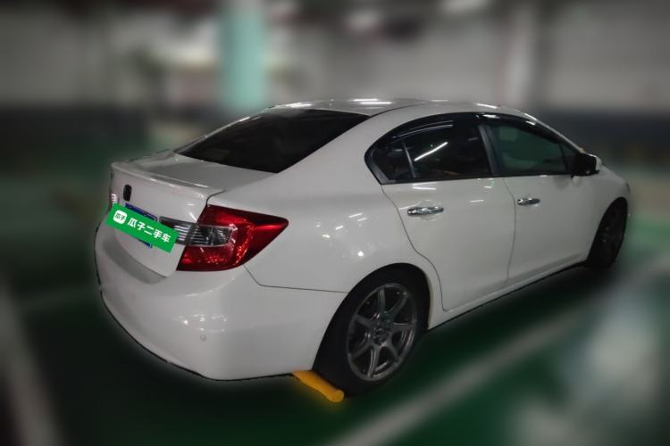 Used Honda Civic 2012 1.8L automatic luxury edition Rear Right 45 Deg