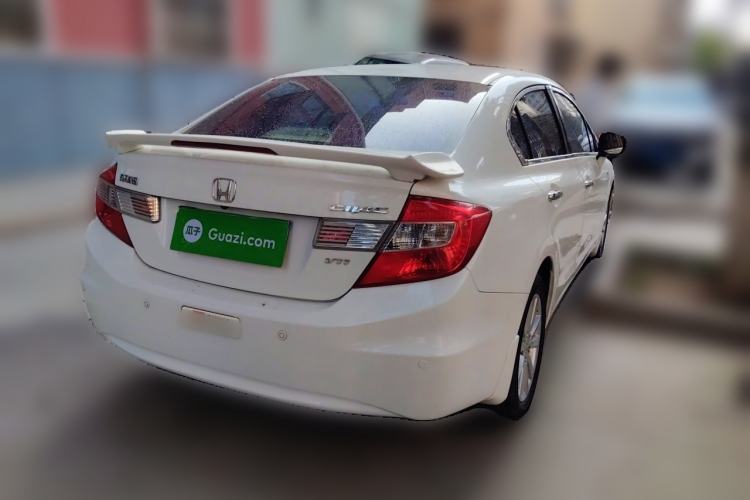Used Honda Civic 2012 1.8L automatic luxury edition Rear Right 45 Deg
