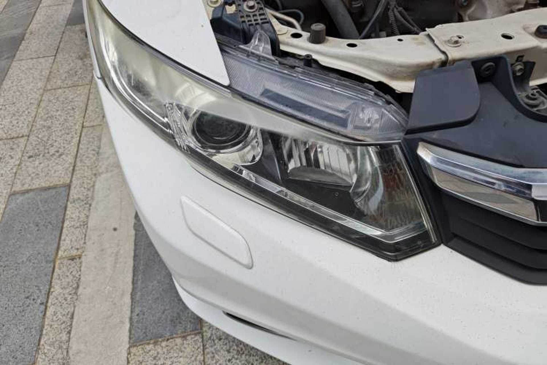 Used Honda Civic 2012 1.8L automatic luxury edition Right Front Headlight