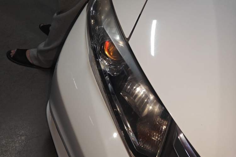 Used Honda Civic 2012 1.8L automatic comfort version Right Front Headlight