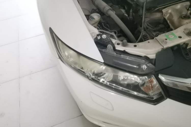 Used Honda Civic 2012 1.8L automatic luxury edition Right Front Headlight