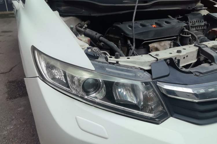 Used Honda Civic 2012 1.8L automatic luxury edition Right Front Headlight