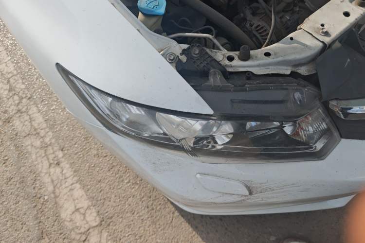 Used Honda Civic 2012 1.8L automatic luxury edition Right Front Headlight