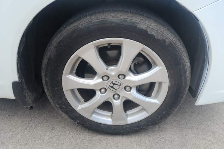Used Honda Civic 2012 1.8L manual Comfort version Right Front Wheel Hub