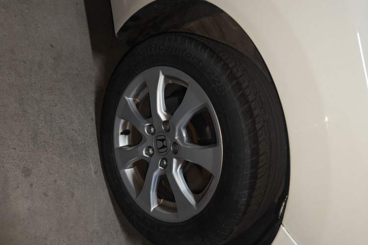 Used Honda Civic 2012 1.8L automatic comfort version Right Front Wheel Hub