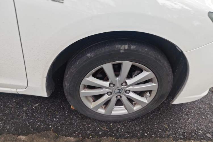 Used Honda Civic 2012 1.8L automatic luxury edition Right Front Wheel Hub