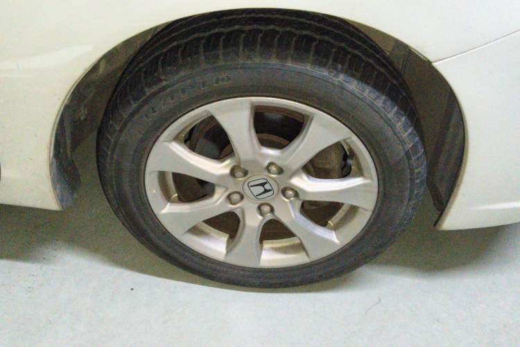 Used Honda Civic 2012 1.8L manual Comfort version Right Front Wheel Hub