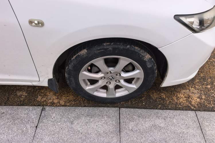 Used Honda Civic 2012 1.8L automatic comfort version Right Front Wheel Hub