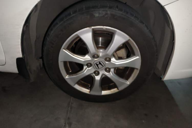Used Honda Civic 2012 1.8L automatic comfort version Right Front Wheel Hub