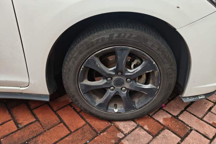Used Honda Civic 2012 1.8L automatic comfort version Right Front Wheel Hub