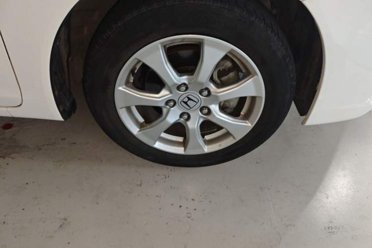 Used Honda Civic 2012 1.8L automatic comfort version Right Front Wheel Hub