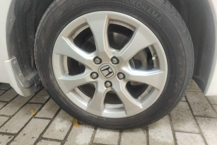 Used Honda Civic 2012 1.8L automatic comfort version Right Front Wheel Hub