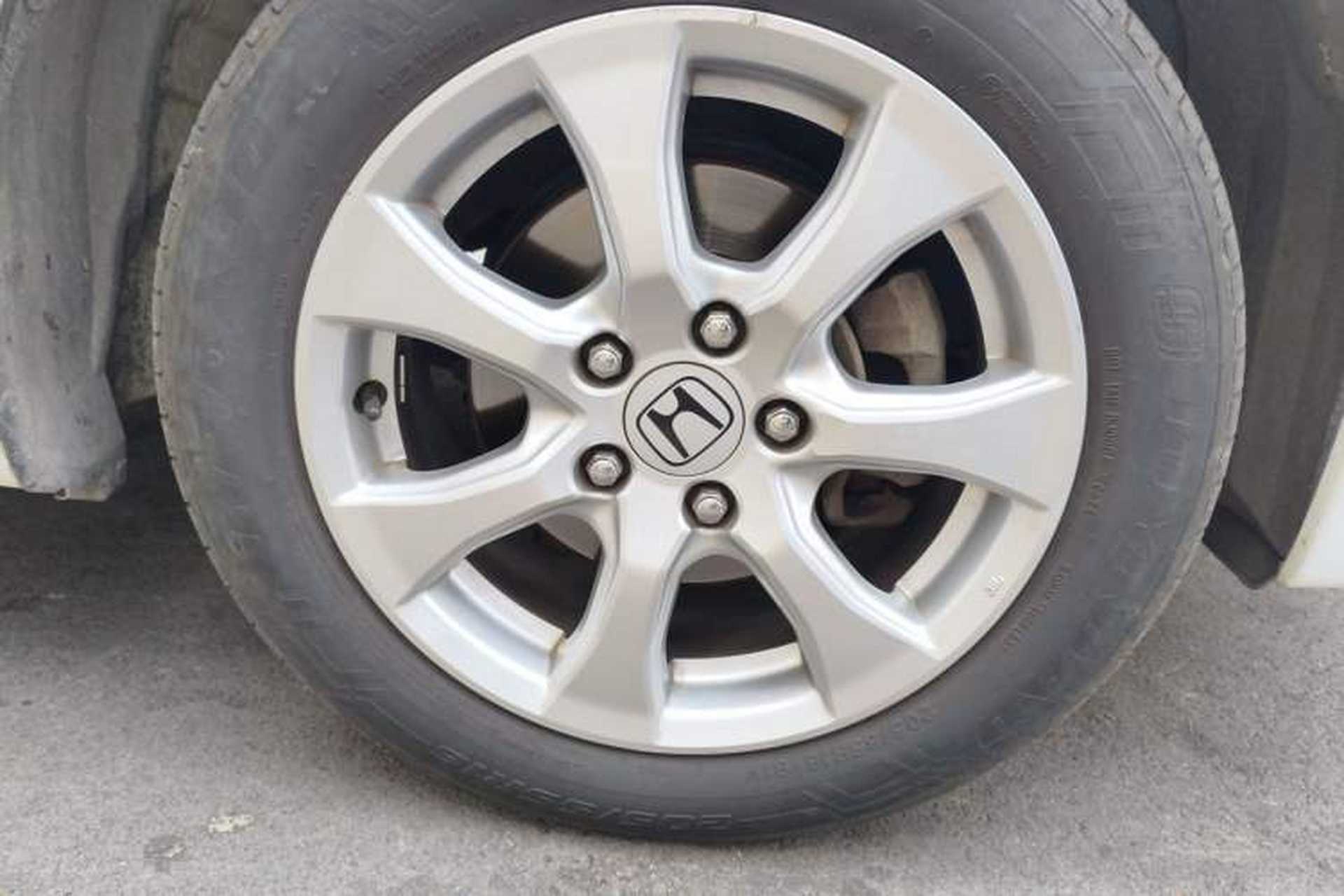 Used Honda Civic 2012 1.8L automatic comfort version Right Front Wheel Hub