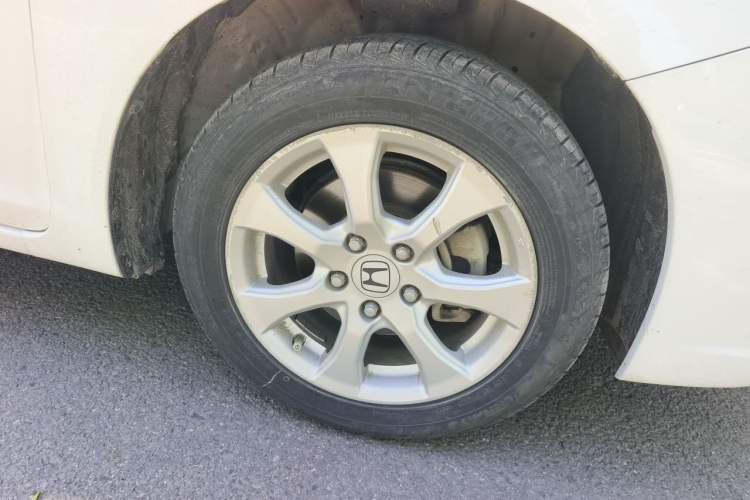 Used Honda Civic 2012 1.8L automatic comfort version Right Front Wheel Hub