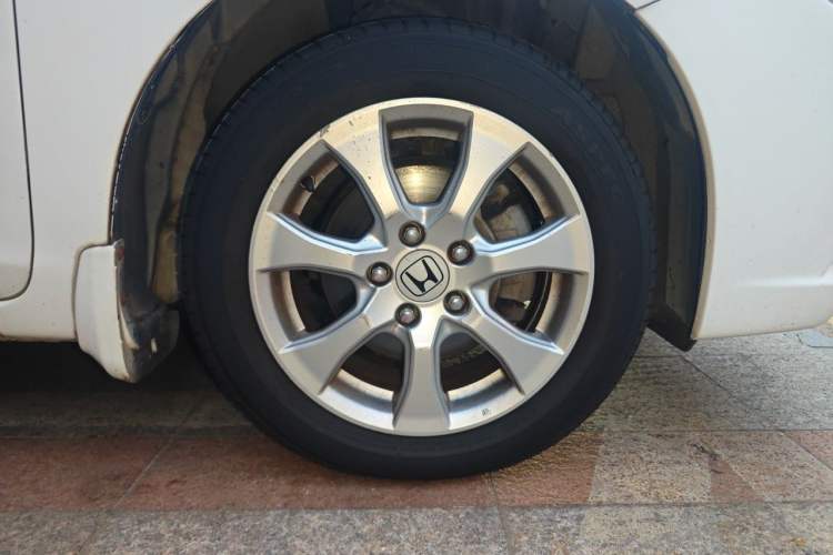 Used Honda Civic 2012 1.8L automatic comfort version Right Front Wheel Hub
