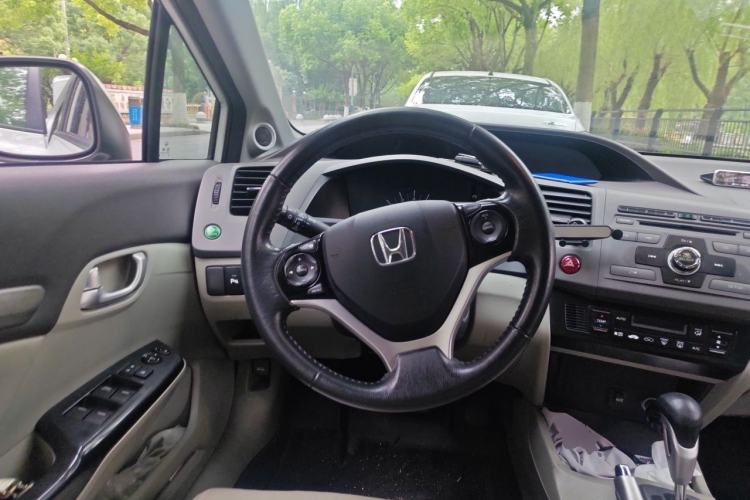 Used Honda Civic 2012 1.8L automatic luxury edition Steering Wheel
