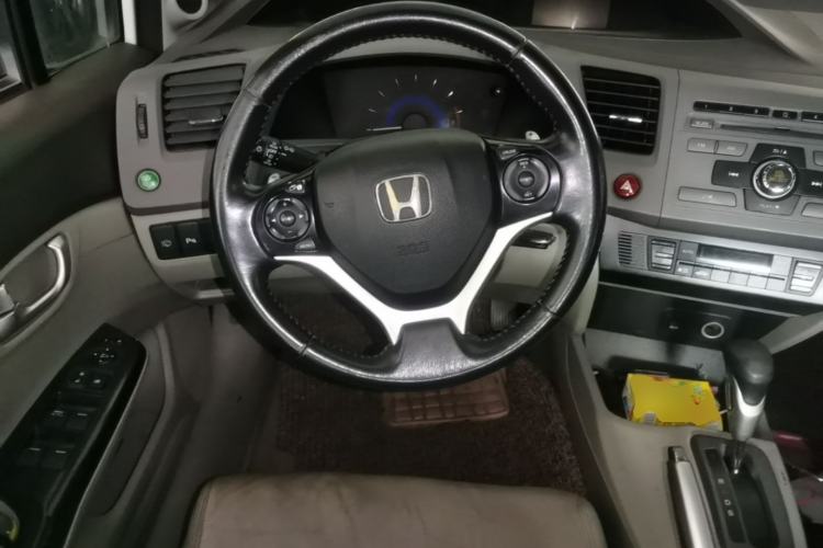 Used Honda Civic 2012 1.8L automatic luxury edition Steering Wheel