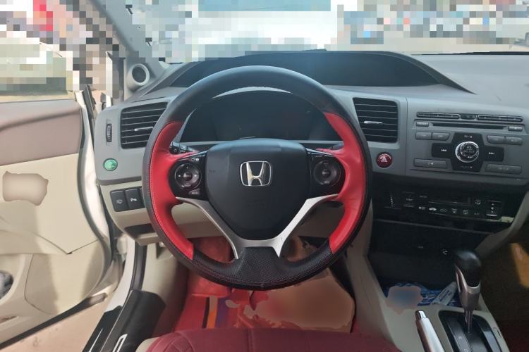 Used Honda Civic 2012 1.8L automatic luxury edition Steering Wheel