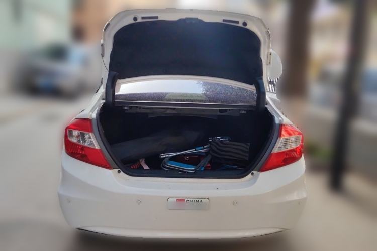 Used Honda Civic 2012 1.8L automatic luxury edition Trunk