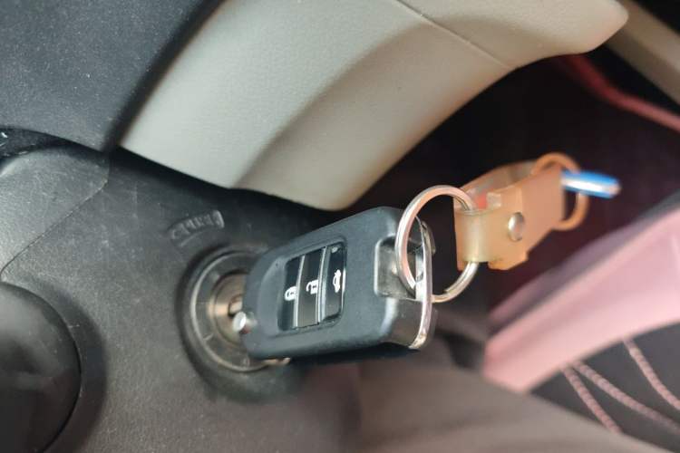 Used Honda Civic 2012 1.8L automatic luxury edition Vehicle Key