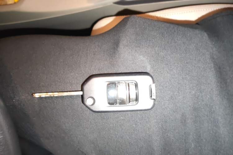 Used Honda Civic 2012 1.8L automatic luxury edition Vehicle Key