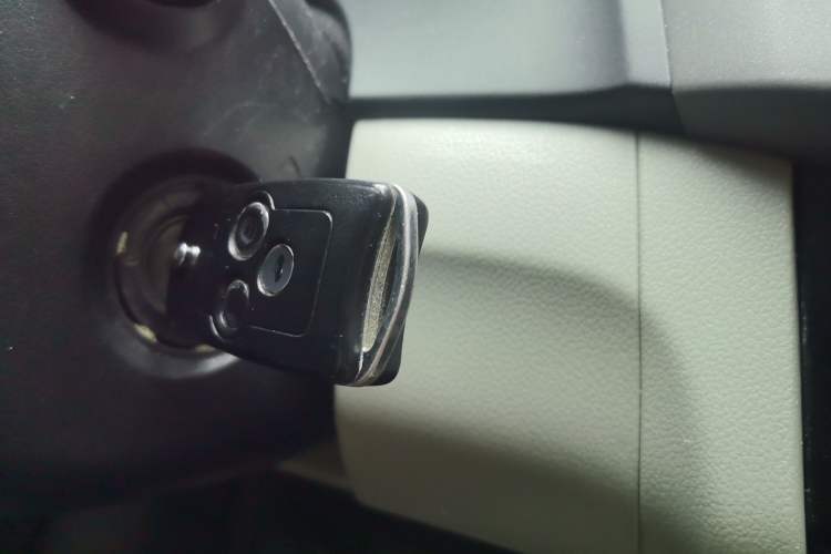 Used Honda Civic 2012 1.8L automatic luxury edition Vehicle Key
