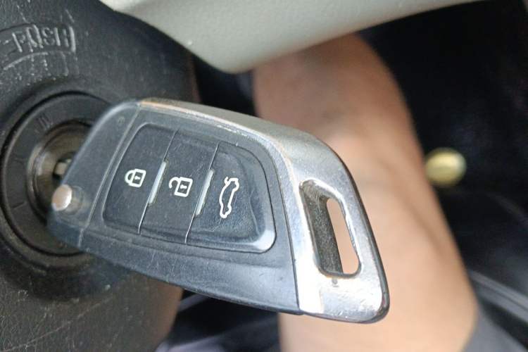 Used Honda Civic 2012 1.8L manual Comfort version Vehicle Key