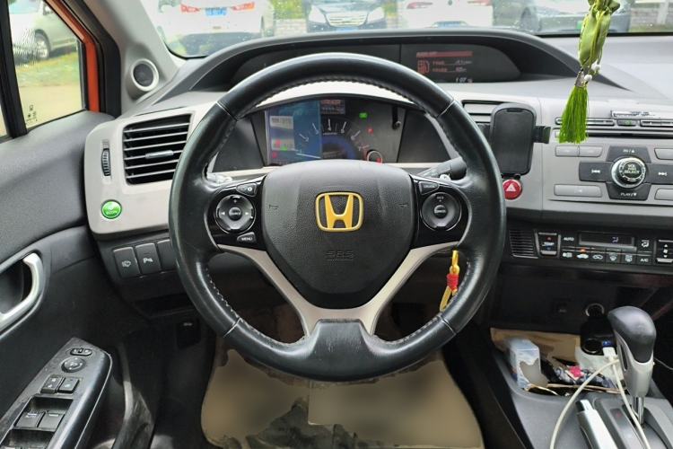 Used Honda Civic 2012 1.8L automatic luxury edition Steering Wheel