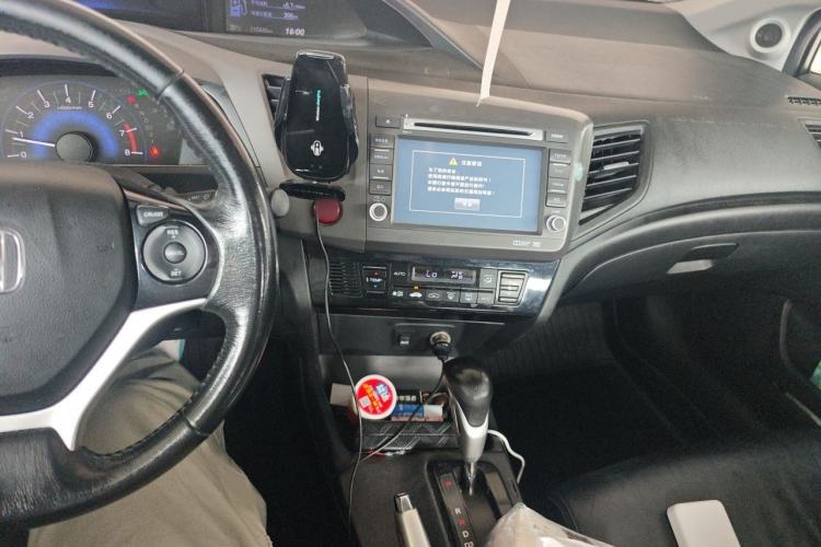 Used Honda Civic 2013 10th Anniversary 1.8L Automatic Luxury Edition Audio And AC Panel