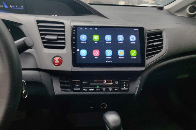 Used Honda Civic 2013 10th Anniversary 1.8L Automatic Luxury Edition Audio And AC Panel