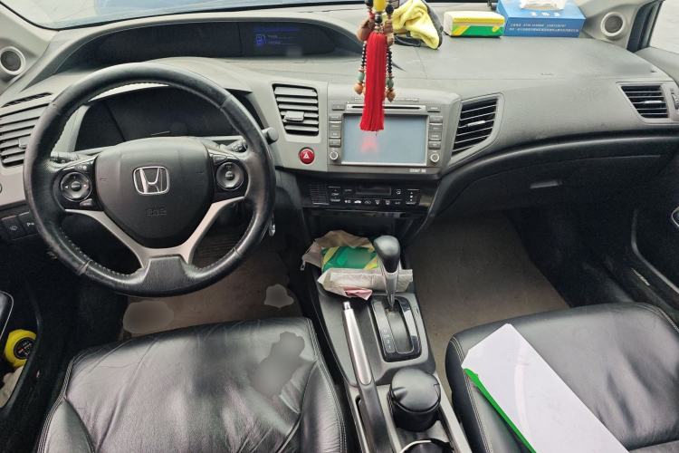 Used Honda Civic 2013 10th Anniversary 1.8L Automatic Luxury Edition Center Console