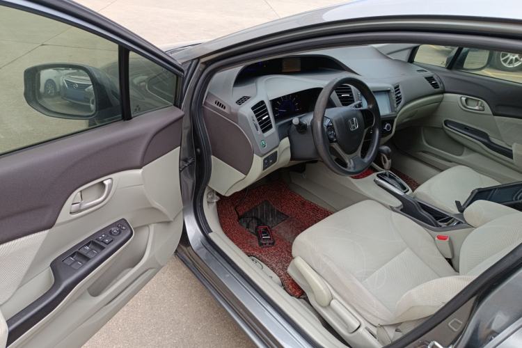 Used Honda Civic 2013 10th Anniversary 1.8L Automatic Comfort Version Driver Seat