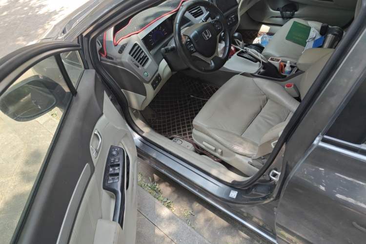 Used Honda Civic 2013 10th Anniversary 1.8L Automatic Luxury Edition Driver Seat