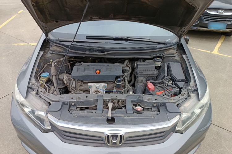 Used Honda Civic 2013 10th Anniversary 1.8L Automatic Comfort Version Engine Bay