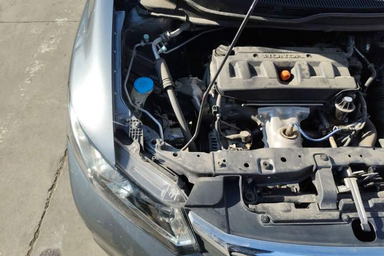 Used Honda Civic 2013 10th Anniversary 1.8L Automatic Comfort Version Engine Bay Right