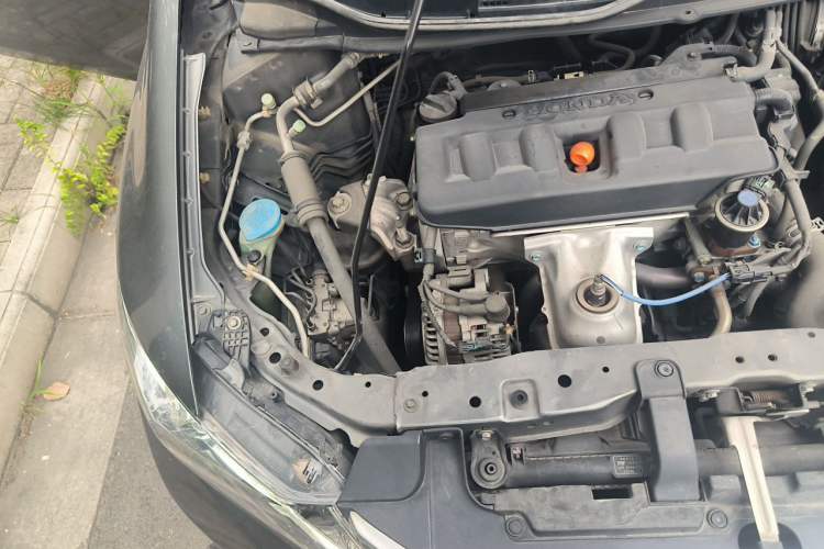 Used Honda Civic 2013 10th Anniversary 1.8L Automatic Comfort Version Engine Bay Right