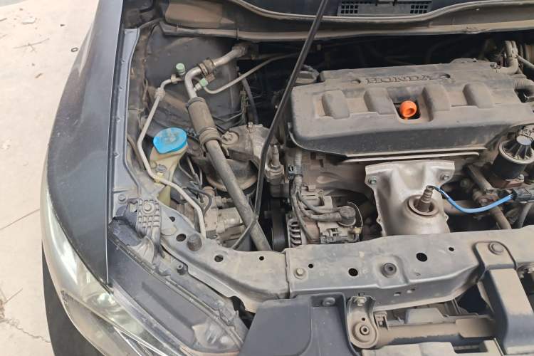 Used Honda Civic 2013 10th Anniversary 1.8L Automatic Comfort Version Engine Bay Right