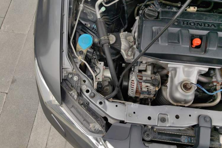 Used Honda Civic 2013 10th Anniversary 1.8L Automatic Luxury Edition Engine Bay Right