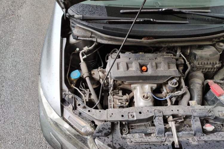Used Honda Civic 2013 10th Anniversary 1.8L Automatic Luxury Edition Engine Bay Right