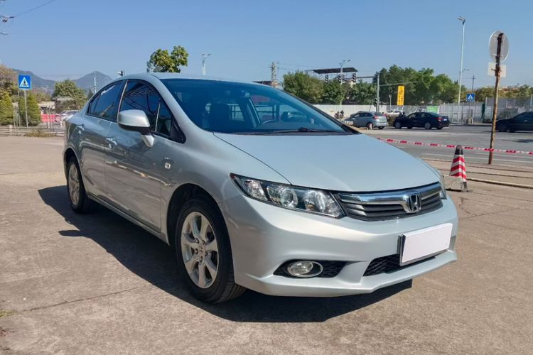 Used Honda Civic 2013 10th Anniversary 1.8L Automatic Comfort Version Exterior 9
