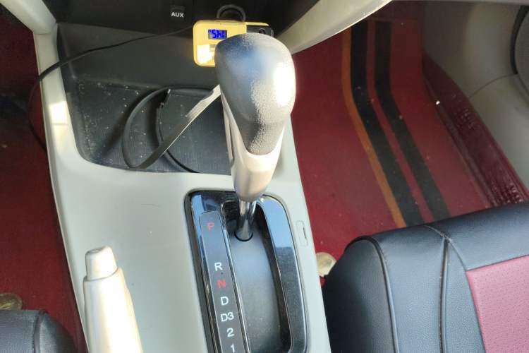 Used Honda Civic 2013 10th Anniversary 1.8L Automatic Comfort Version Gear Lever