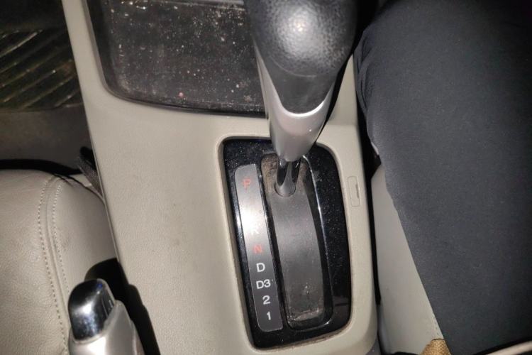 Used Honda Civic 2013 10th Anniversary 1.8L Automatic Luxury Edition Gear Lever