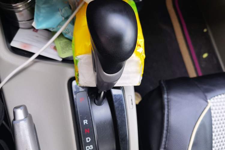 Used Honda Civic 2013 10th Anniversary 1.8L Automatic Comfort Version Gear Lever