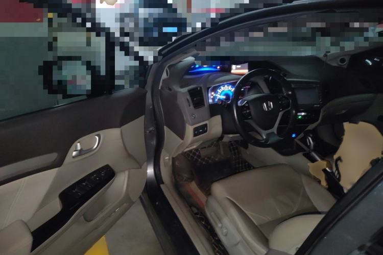 Used Honda Civic 2013 10th Anniversary 1.8L Automatic Luxury Edition Interior 3