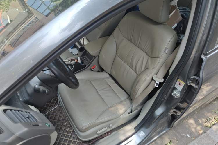 Used Honda Civic 2013 10th Anniversary 1.8L Automatic Luxury Edition Left Front Seat