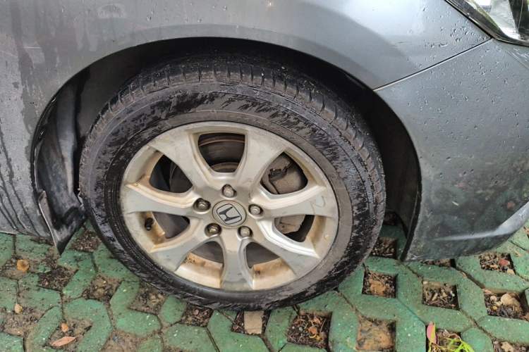 Used Honda Civic 2013 10th Anniversary 1.8L Automatic Comfort Version Right Front Wheel Hub