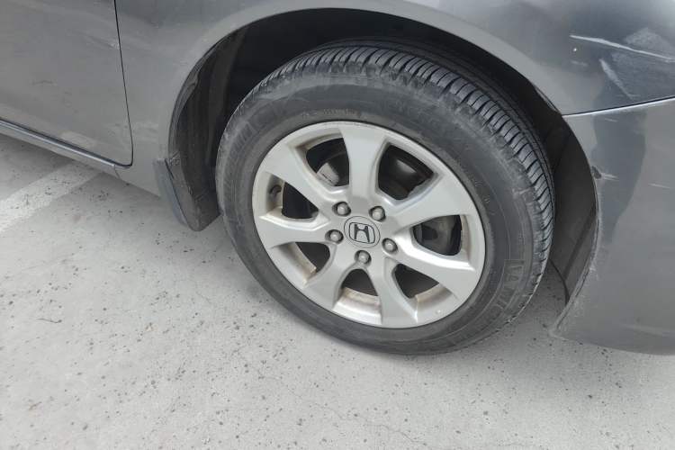 Used Honda Civic 2013 10th Anniversary 1.8L Automatic Comfort Version Right Front Wheel Hub