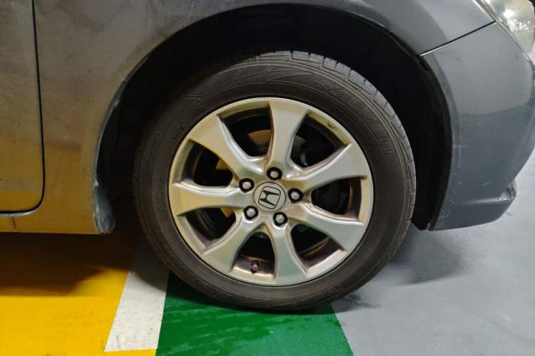 Used Honda Civic 2013 10th Anniversary 1.8L Automatic Comfort Version Right Front Wheel Hub